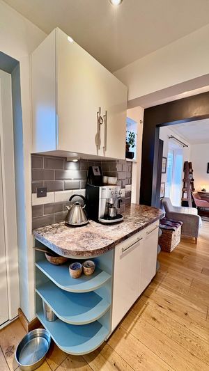 Photo 9- click for photo gallery